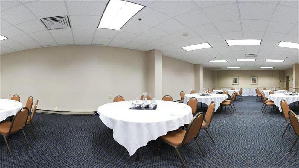 Holiday Inn Rockford By Ihg Luaran gambar